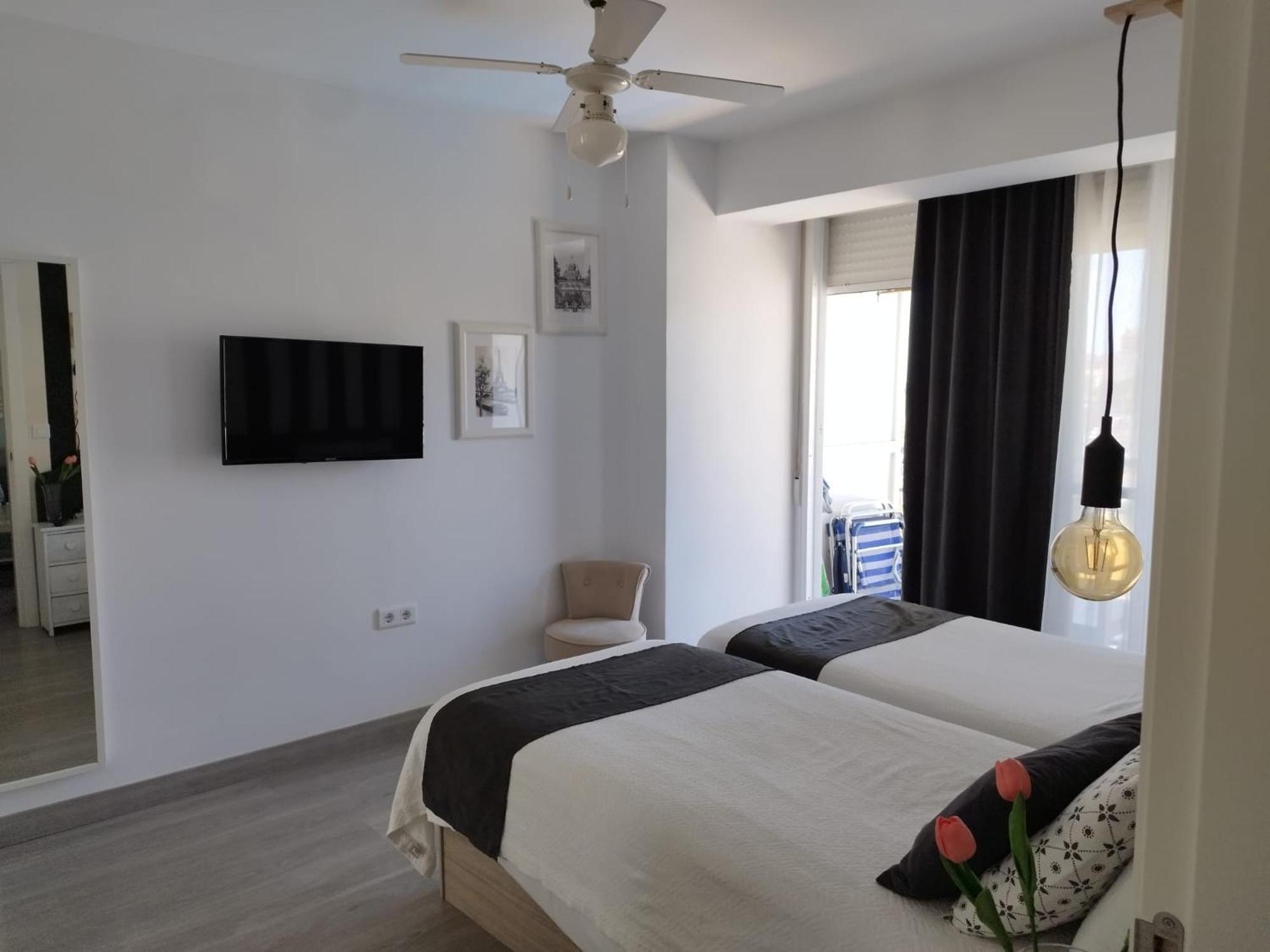 M1 403 Frontal Al Mar Vistas Terraza Y Wifi Apartment Benalmadena Exterior photo