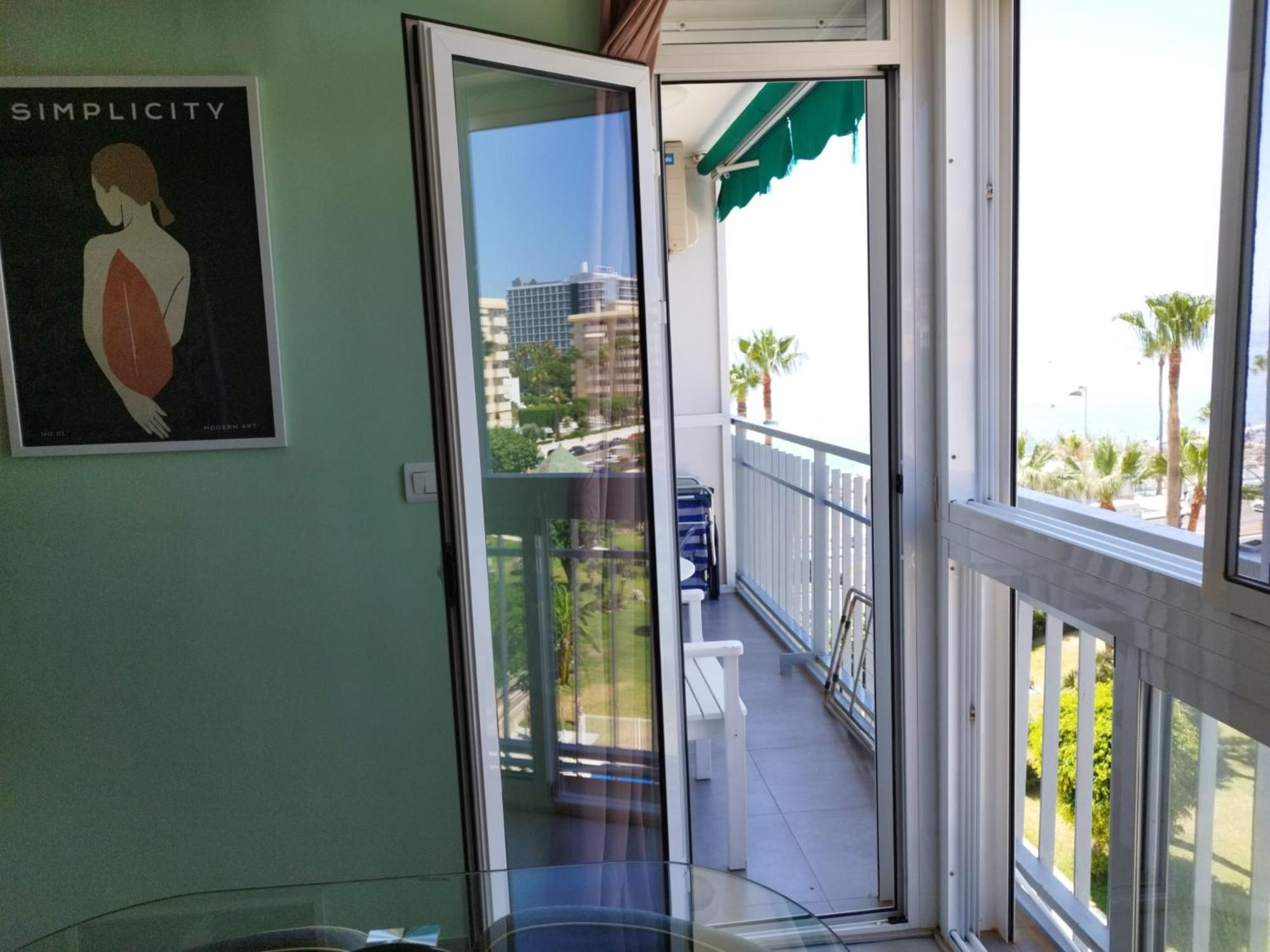 M1 403 Frontal Al Mar Vistas Terraza Y Wifi Apartment Benalmadena Exterior photo